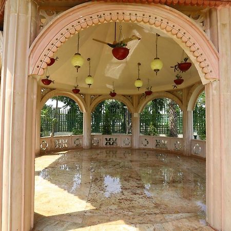 Mann The Palm Retreat Hotel Lucknow Exterior foto