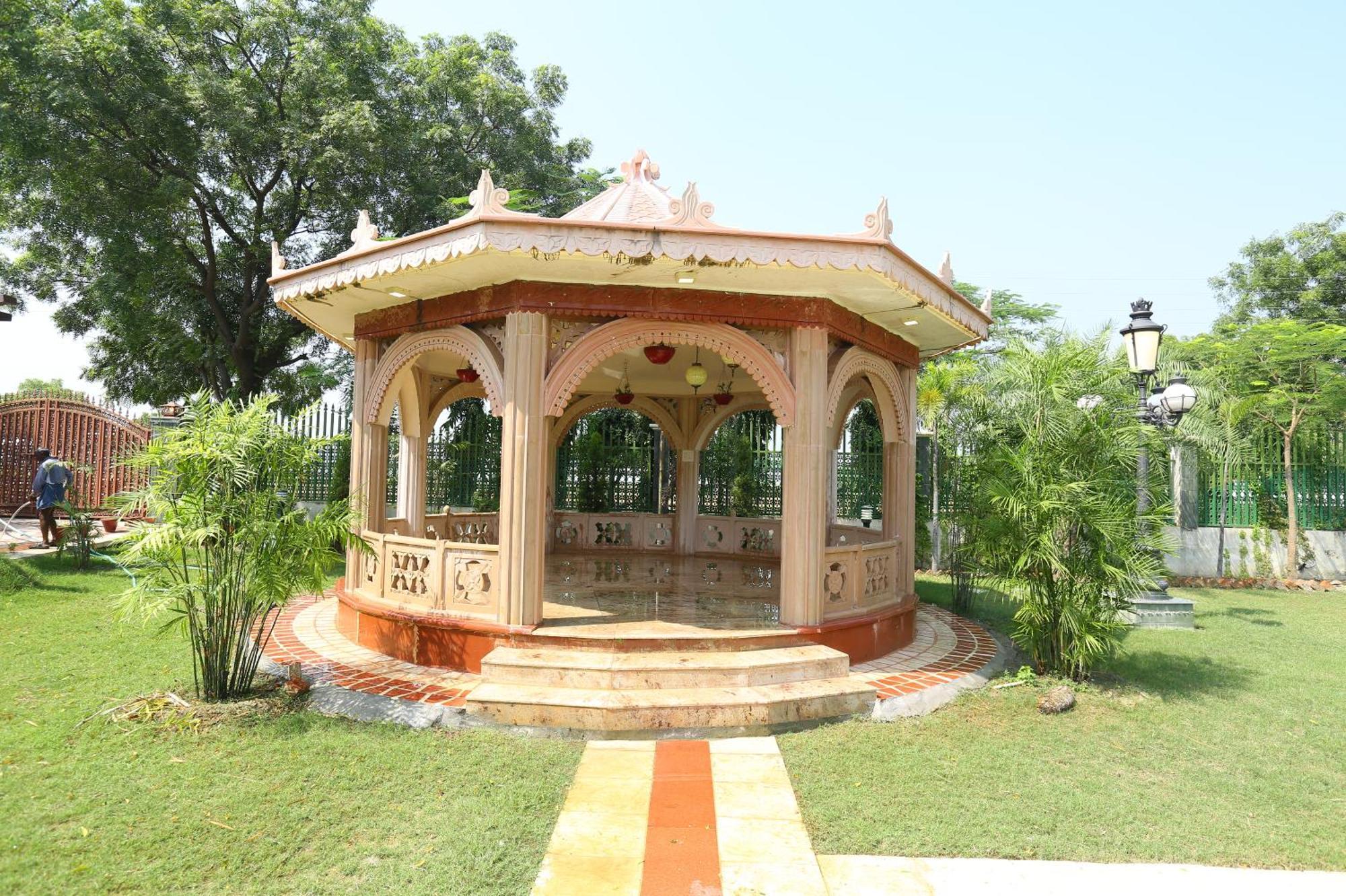 Mann The Palm Retreat Hotel Lucknow Exterior foto