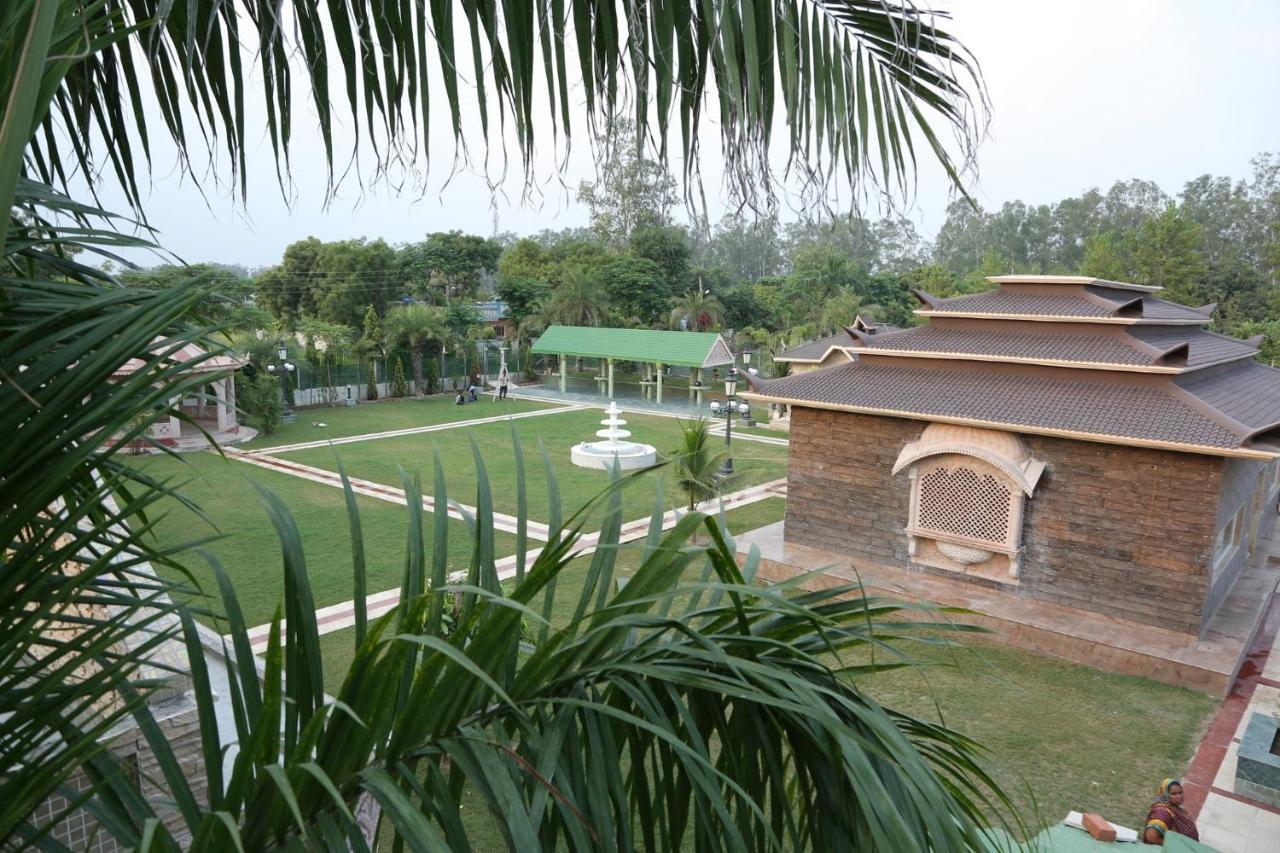 Mann The Palm Retreat Hotel Lucknow Exterior foto