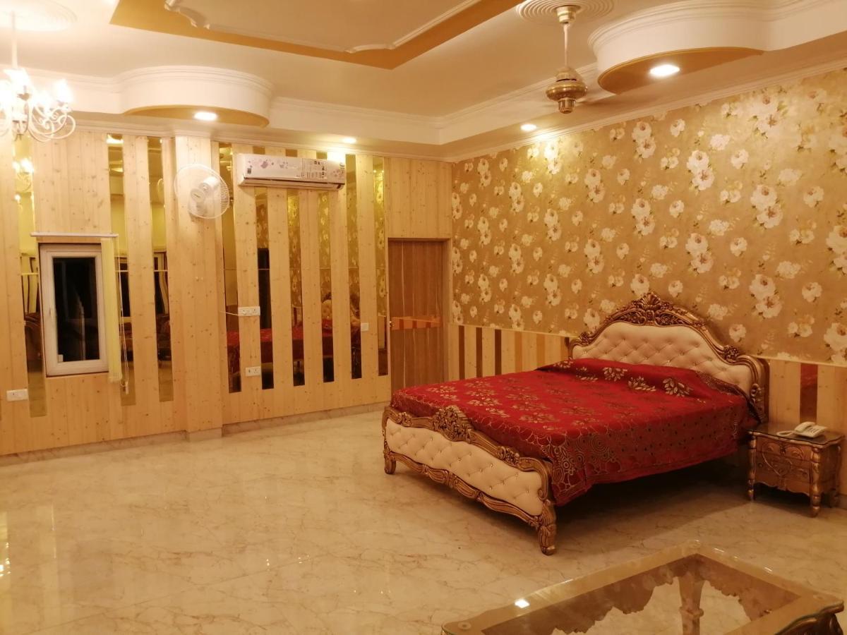 Mann The Palm Retreat Hotel Lucknow Exterior foto