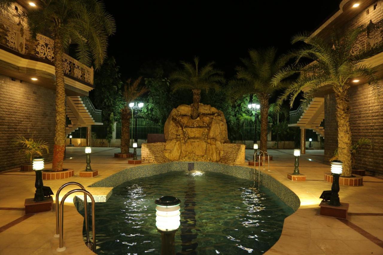 Mann The Palm Retreat Hotel Lucknow Exterior foto