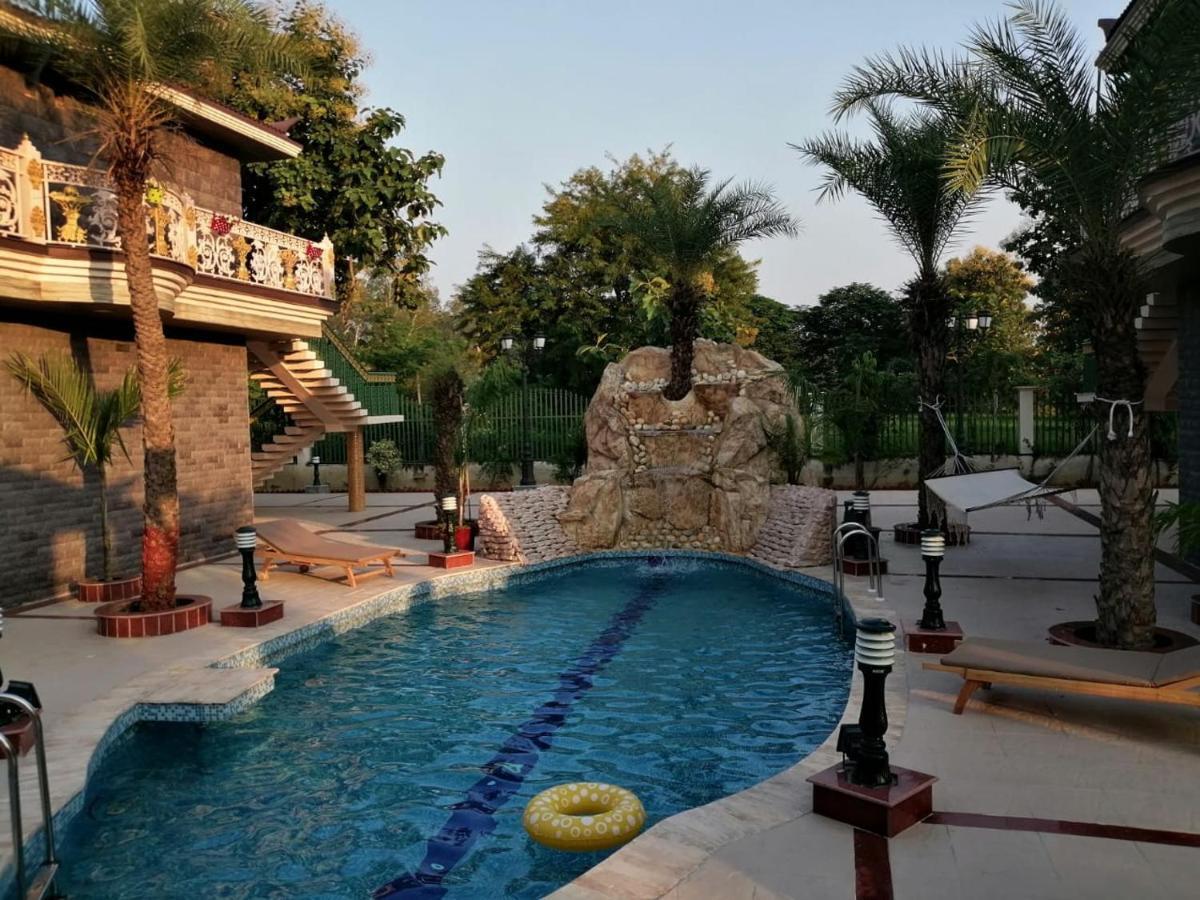 Mann The Palm Retreat Hotel Lucknow Exterior foto