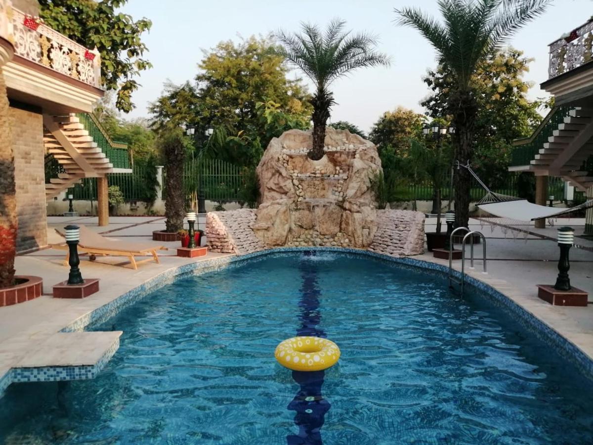 Mann The Palm Retreat Hotel Lucknow Exterior foto